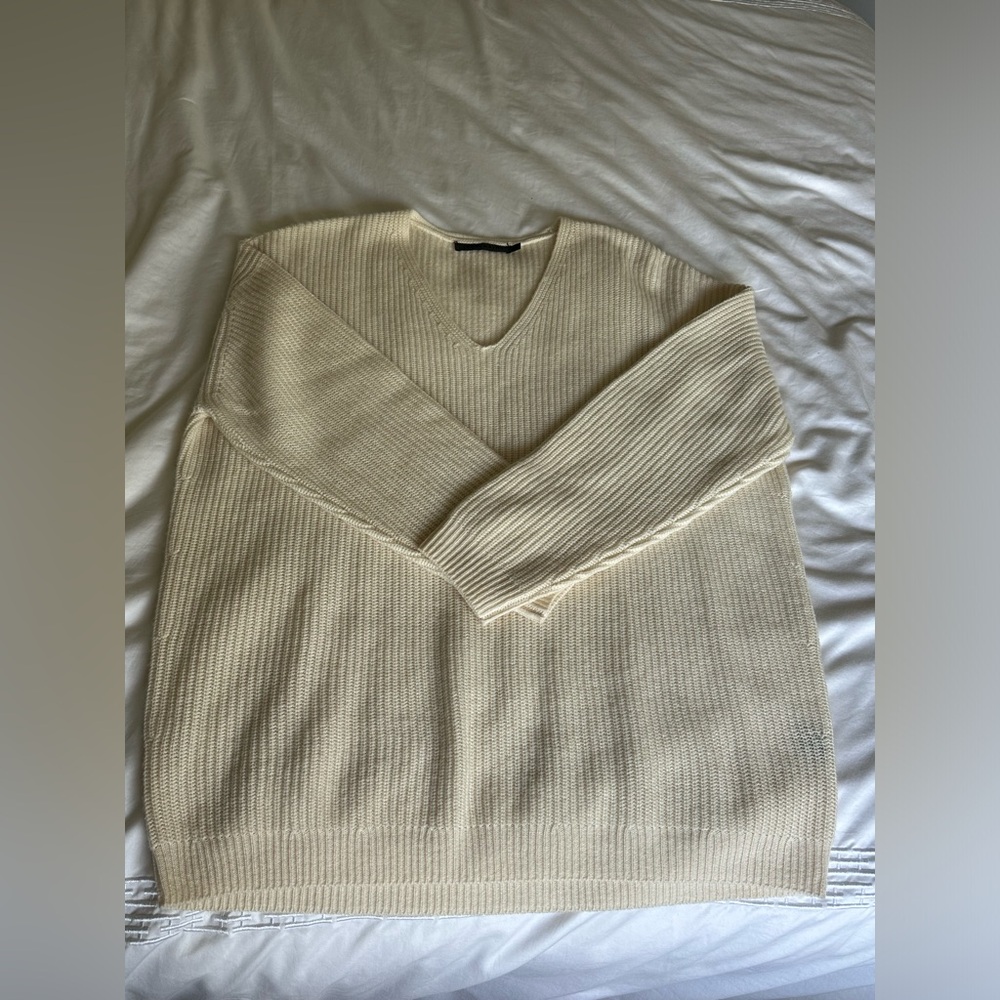 Jenni Kayne Cabin Sweater in Ivory Size Medium Perfect Condition